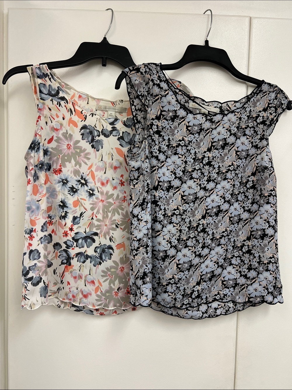 LC Lauren Conrad Floral Cap Sleeve Scalloped Blouse Set Bundle Lot 2pc XS Office